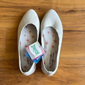 Skechers Memory Foam Flat